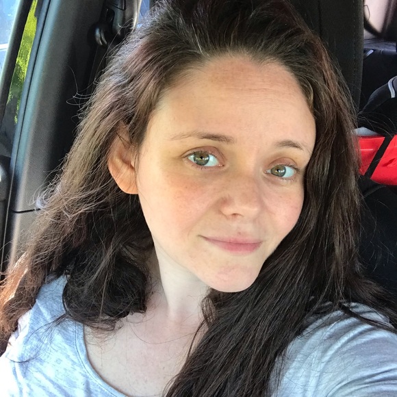 Meet your Posher, Rebecca - Picture 2 of 8